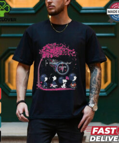 Peanuts Characters Tennessee Titans In October We Wear Pink 2024 Shirt