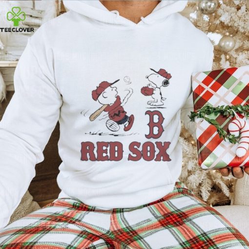 Peanuts Charlie Brown And Snoopy Playing Baseball Boston Red Sox T Shirt