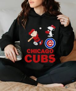 Peanuts Charlie Brown And Snoopy Playing Baseball Chicago Cubs Shirt
