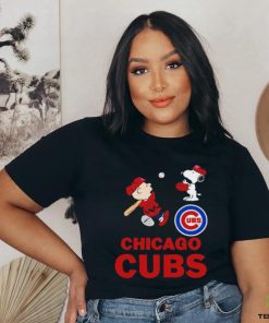 Peanuts Charlie Brown And Snoopy Playing Baseball Chicago Cubs Shirt
