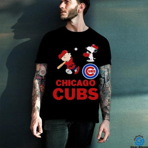 Peanuts Charlie Brown And Snoopy Playing Baseball Chicago Cubs Shirt