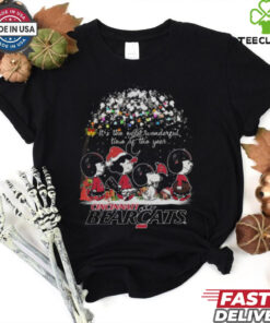 Peanuts Cincinnati Bearcats It’s The Most Wonderful Time Of The Year Winter Shirt