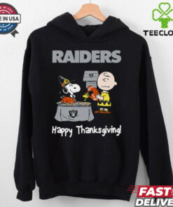 Peanuts Oakland Raiders Football Happy Thanksgiving T Shirt