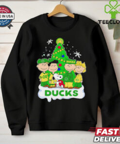 Peanuts Oregon Ducks Christmas tree shirt