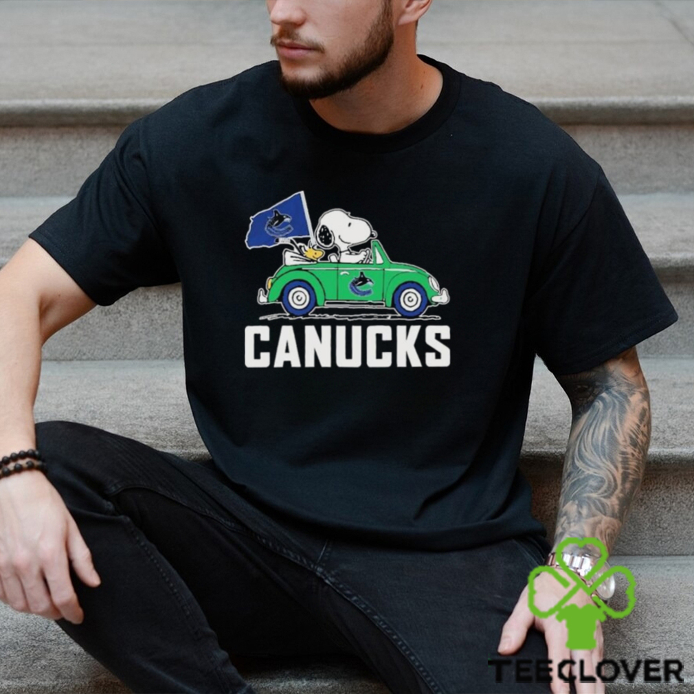 Peanuts Snoopy And Woodstock On Car Vancouver Canucks Hockey Shirt Peanuts Snoopy And Woodstock On Car Vancouver Canucks Hockey Shirt