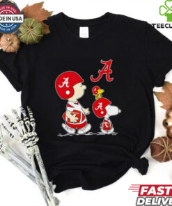 Peanuts Snoopy and Charlie Brown Alabama Crimson Tide College Football shirt