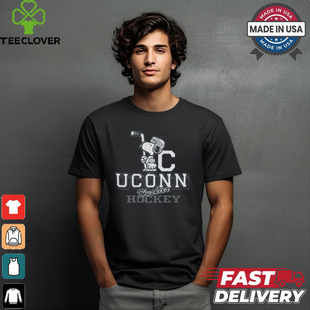 Peanuts X Uconn Hockey Tee shirt Peanuts X Uconn Hockey Tee shirt