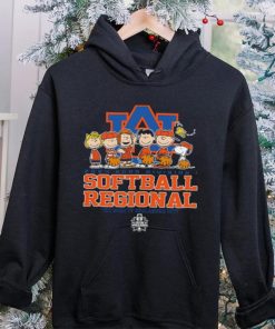 Peanuts characters 2024 NCAA division I softball regional Auburn logo hoodie, sweater, longsleeve, shirt v-neck, t-shirt