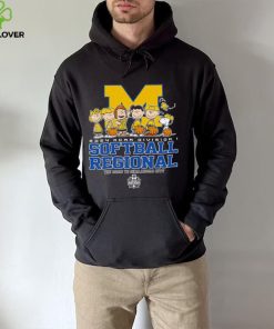 Peanuts characters 2024 NCAA division I softball regional Michigan Wolverines logo hoodie, sweater, longsleeve, shirt v-neck, t-shirt