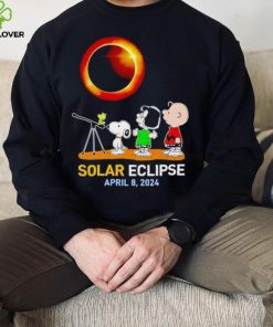 Peanuts characters watching Solar Eclipse April 8 2024 shirt