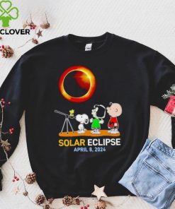 Peanuts characters watching Solar Eclipse April 8 2024 hoodie, sweater, longsleeve, shirt v-neck, t-shirt