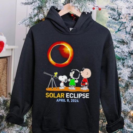 Peanuts characters watching Solar Eclipse April 8 2024 hoodie, sweater, longsleeve, shirt v-neck, t-shirt