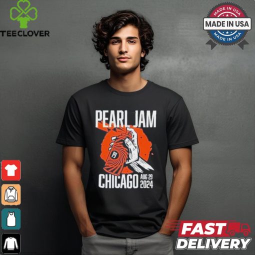 Pearl Jam Chicago,Illinois Tour Aug 29,2024 Wrigley Field Stadium hoodie, sweater, longsleeve, shirt v-neck, t-shirt