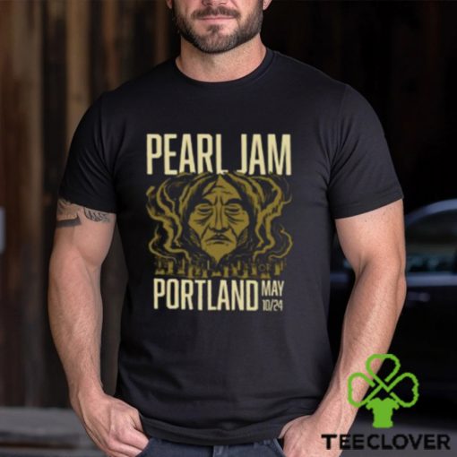 Pearl Jam With Deep Sea Diver At Moda Center In Portland Oregon On May 10th 2024 Two Sides Print Vintage T Shirt