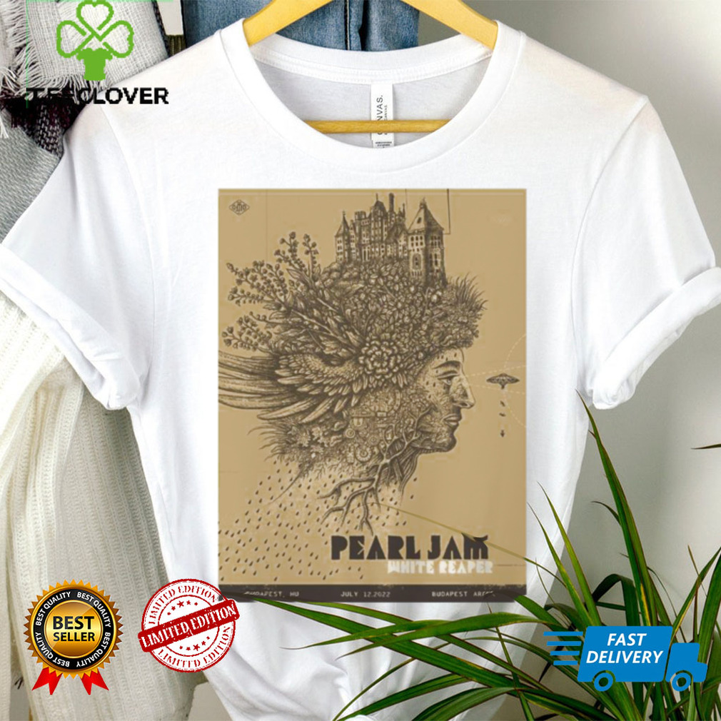 Pearl jam budapest Hungary 2022 poster tee Pearl jam budapest Hungary 2022 poster tee