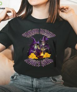 Perfect gifts for the lovers of witches Classic T Shirt