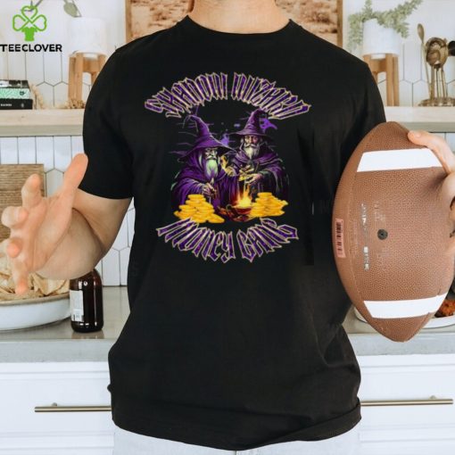 Perfect gifts for the lovers of witches Classic T Shirt