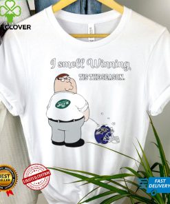 Peter Griffin New York Jets peeing on Baltimore Ravens helmet I smell winning tis the season hoodie, sweater, longsleeve, shirt v-neck, t-shirt