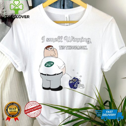 Peter Griffin New York Jets peeing on Baltimore Ravens helmet I smell winning tis the season hoodie, sweater, longsleeve, shirt v-neck, t-shirt