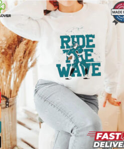 Philadelphia Eagles Jalen Hurts ride the wave shirt