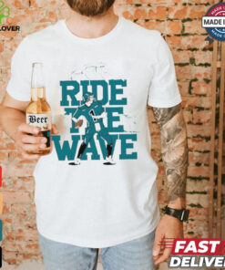 Philadelphia Eagles Jalen Hurts ride the wave shirt