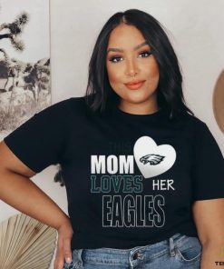 Philadelphia Eagles Mom Loves Mothers Day T shirt