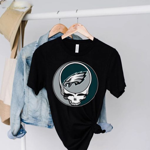 Philadelphia Eagles NFL Team Skull Grateful Dead Shirt