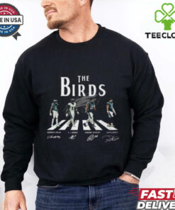 Philadelphia Eagles Thank You For The Memories Of The Birds Legends 2025 Shirt with a commemorative design honoring the team's legendary players and moments, perfect for Eagles fans.