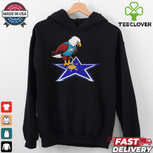 Philadelphia Eagles peeing Dallas Cowboys logo shirt