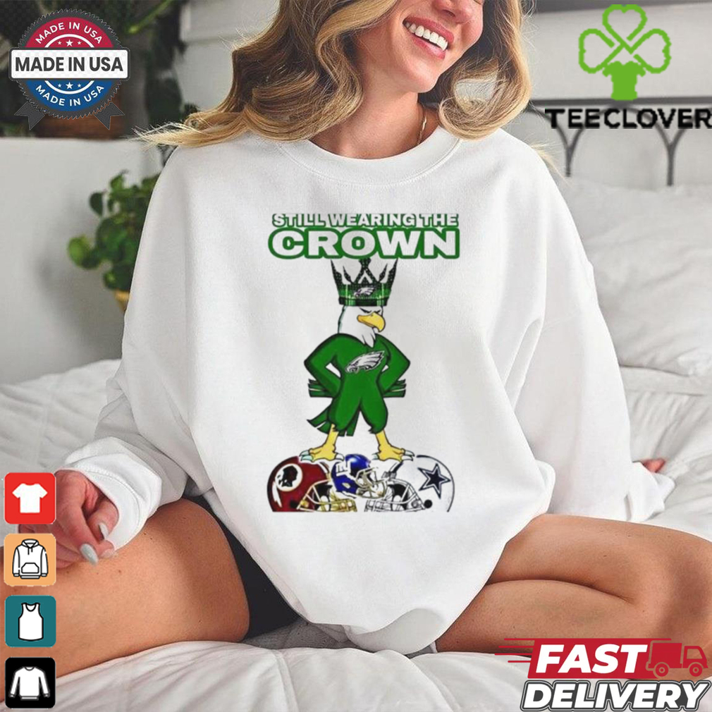 Philadelphia Eagles still wearing the crown shirt Philadelphia Eagles still wearing the crown shirt