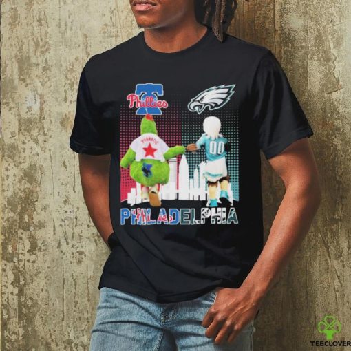 Philadelphia Phillies vs Philadelphia Eagles Philadelphia Skyline 2023 Shirt