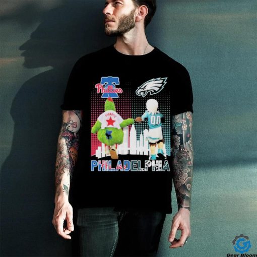 Philadelphia Phillies vs Philadelphia Eagles Philadelphia Skyline 2023 Shirt