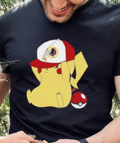 Pikachu wear the hat Washington Redskins football logo shirt