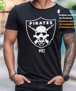 Pirates Prt Club guns logo shirt
