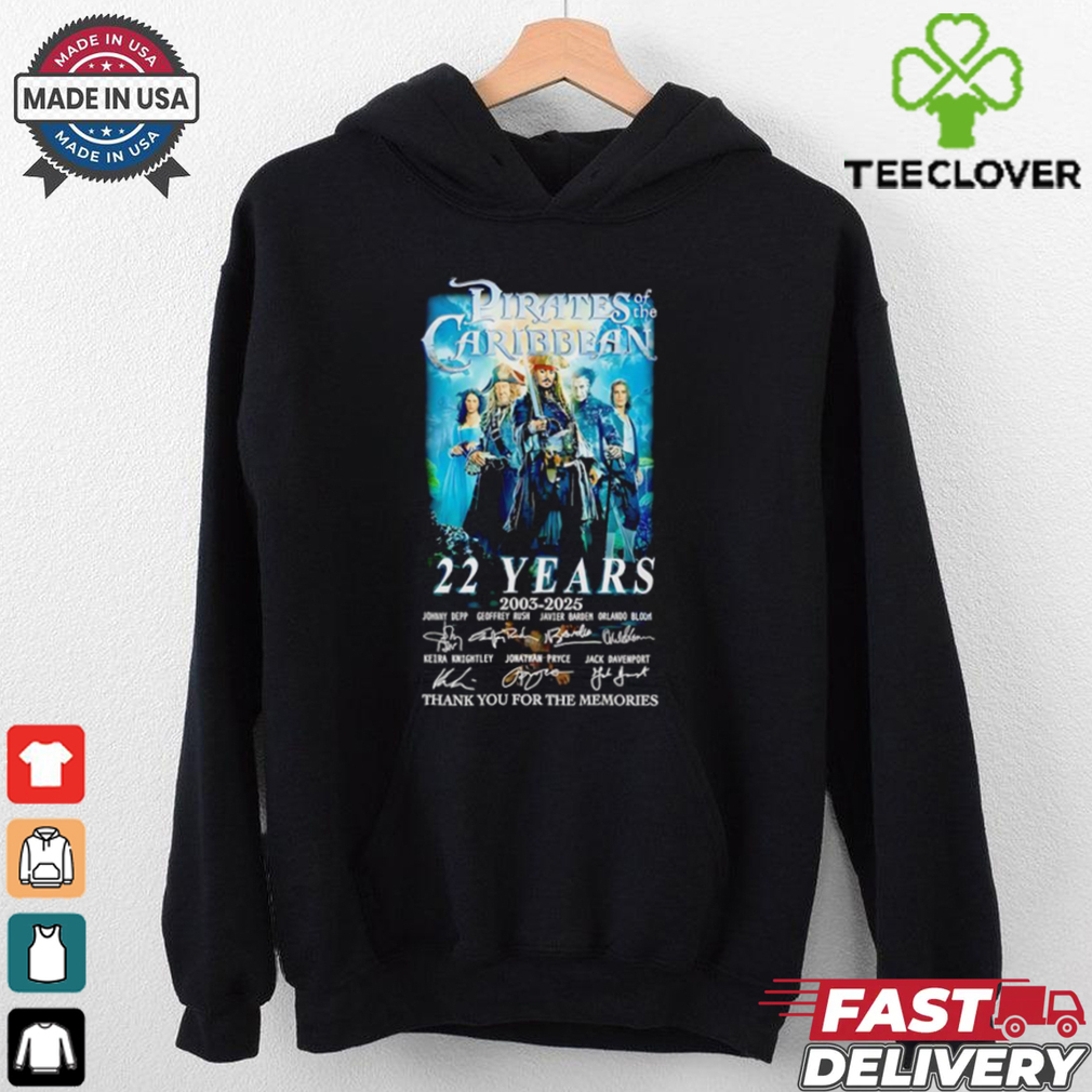 Pirates of the Caribbean 22 years 2003 2025 thank you for the memories shirt Pirates of the Caribbean 22 years 2003 2025 thank you for the memories shirt