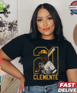 Pittsburgh Pirates Boberto Clemente Award T Shirts