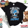 Charlie Brown and Snoopy sitting Vancouver Canucks shirt