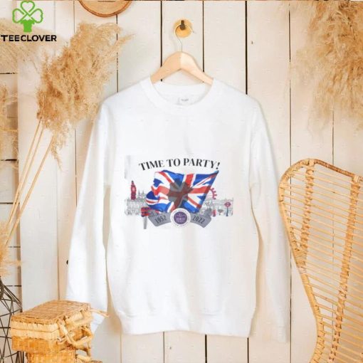 Platinum Queen’s Jubilee Union Jack Queen Elizabeth II Celebration Gifts T Shirt