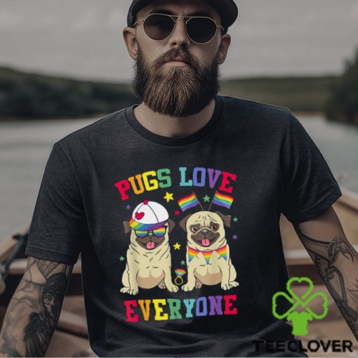 Pride Parade Pugs Love Everyone LGBT Pugs Gay Pride LGBT T Shirt