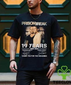 Prison Break 19 Years Of 2005 2024 Thank You For The Memories Signatures shirt 1 Prison Break 19 Years Of 2005 2024 Thank You For The Memories Signatures shirt