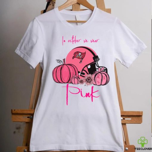 Pumpkin Tampa Bay Buccaneers In October We Wear Pink Breast Cancer Awareness T Shirt