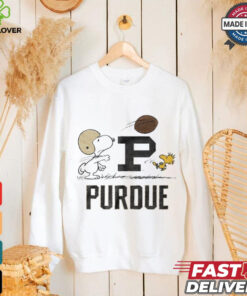 Purdue Boilermakers Peanuts Snoopy and Woodstock playing football hoodie, sweater, longsleeve, shirt v-neck, t-shirt