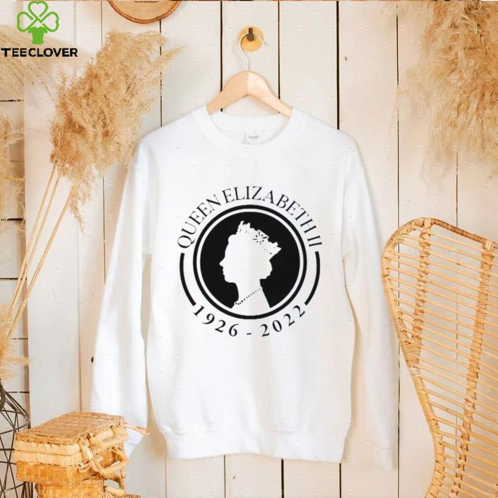 RIP Queen Elizabeth England Royal Monarchy Remembering T Shirt RIP Queen Elizabeth England Royal Monarchy Remembering T Shirt