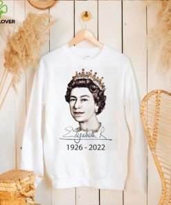 RIP Queen Elizabeth II Queen Of England Signature Thank You 1926 2022 Vintage T Shirt