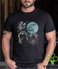 Raccoon 3 Racoons Howling At Moon Weird Cursed Men's T shirt