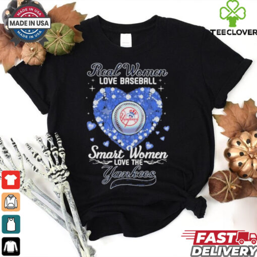 Real Women Love Baseball Smart Women Love The New York Yankees X Vintage Diamonds Shirt