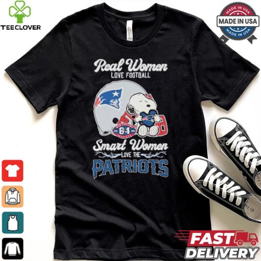 Real Women Love Football Smart Women Love The New England Patriots T Shirt