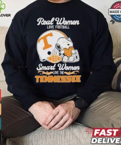 Real Women Love Football Smart Women Love The Tennessee Volunteers X Snoopy Shirt