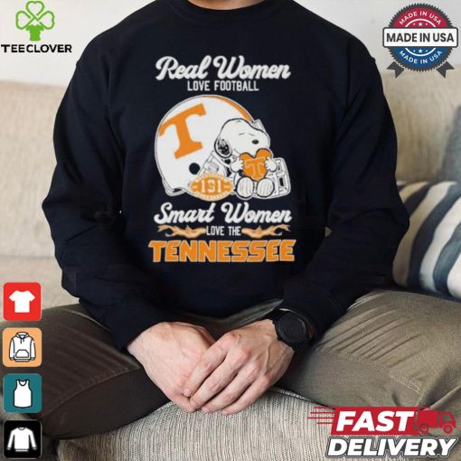 Real Women Love Football Smart Women Love The Tennessee Volunteers X Snoopy Shirt