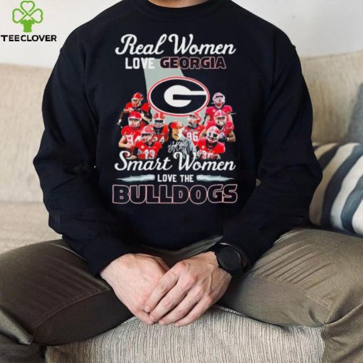 Real Women Love Georgia Bulldogs Smart Women Shirt